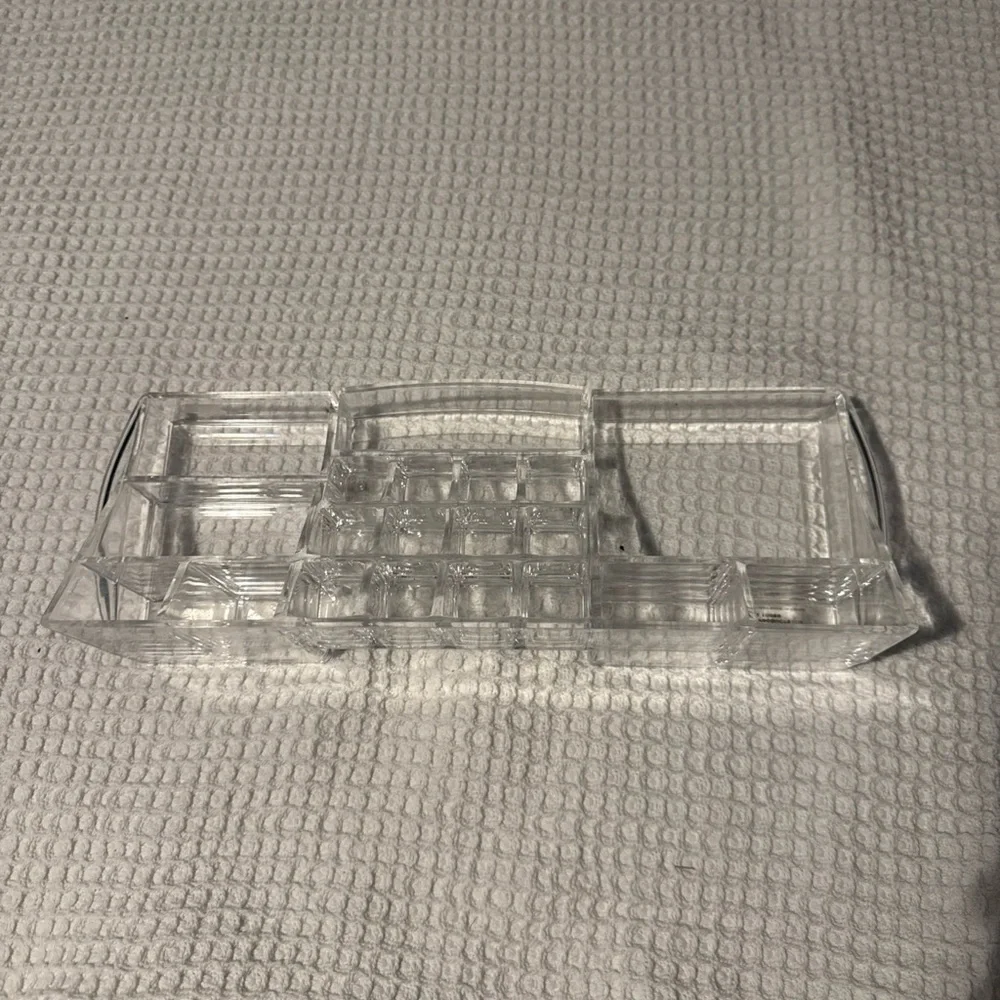 Clear Acrylic Makeup Organizer